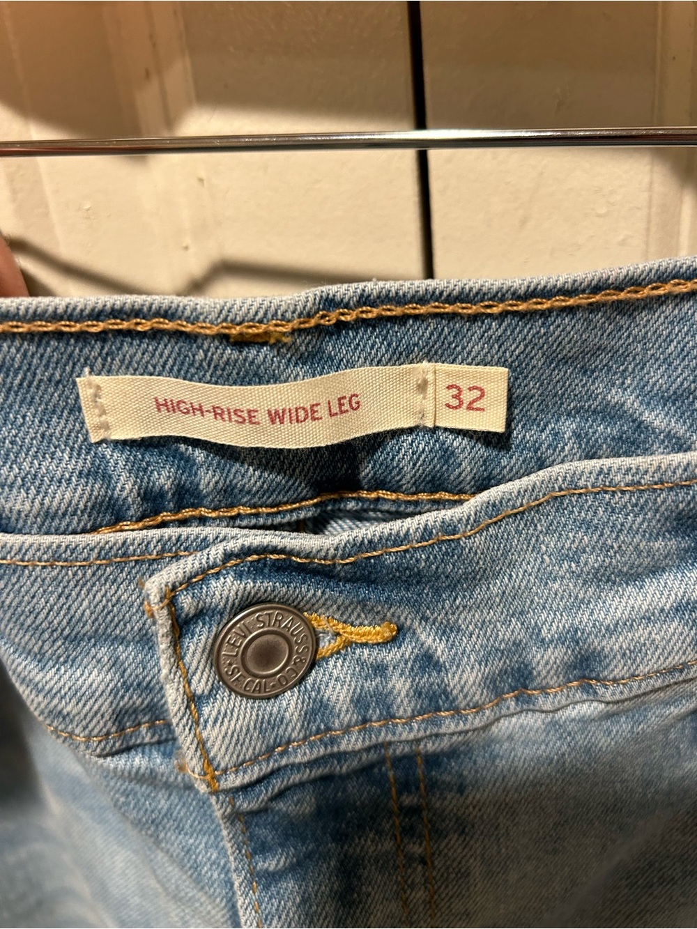 New Levi’s Wide Leg High Rise Jeans , size 32 - Picture 3 of 7